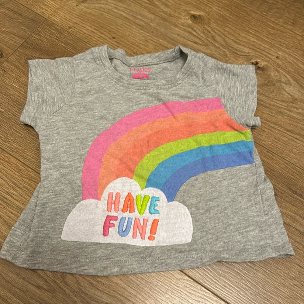 Hatley Rainbow 🌈 tee 2T
